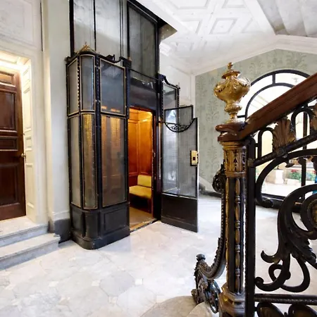 Boutique Penthouse *